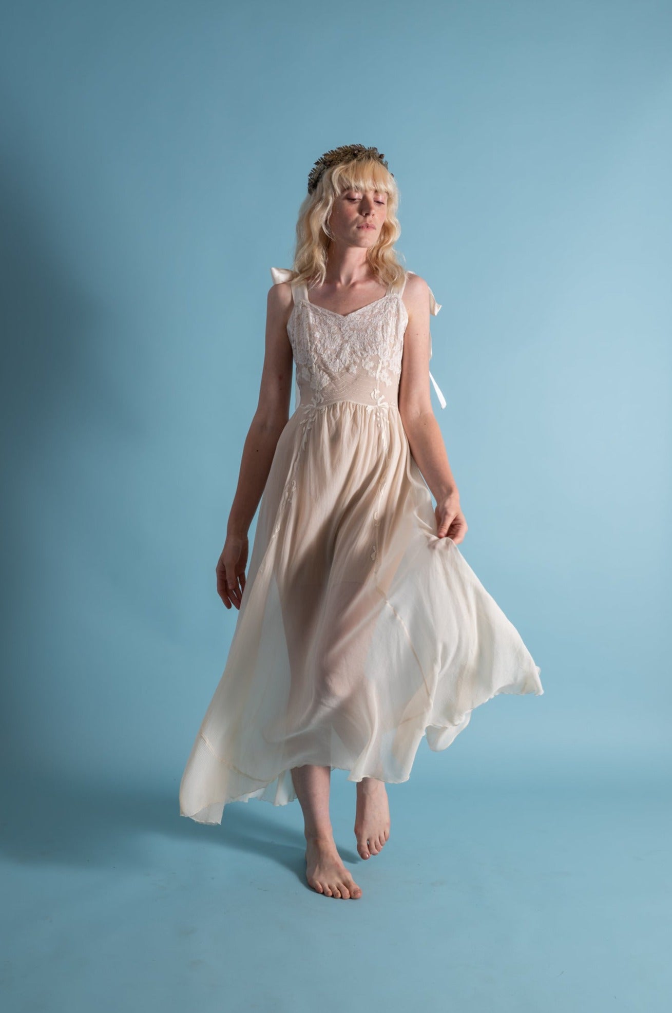 1930s Silk Chiffon Silk Appliqué Tie Shoulder Gown [xs/sm] – Demetra Vintage