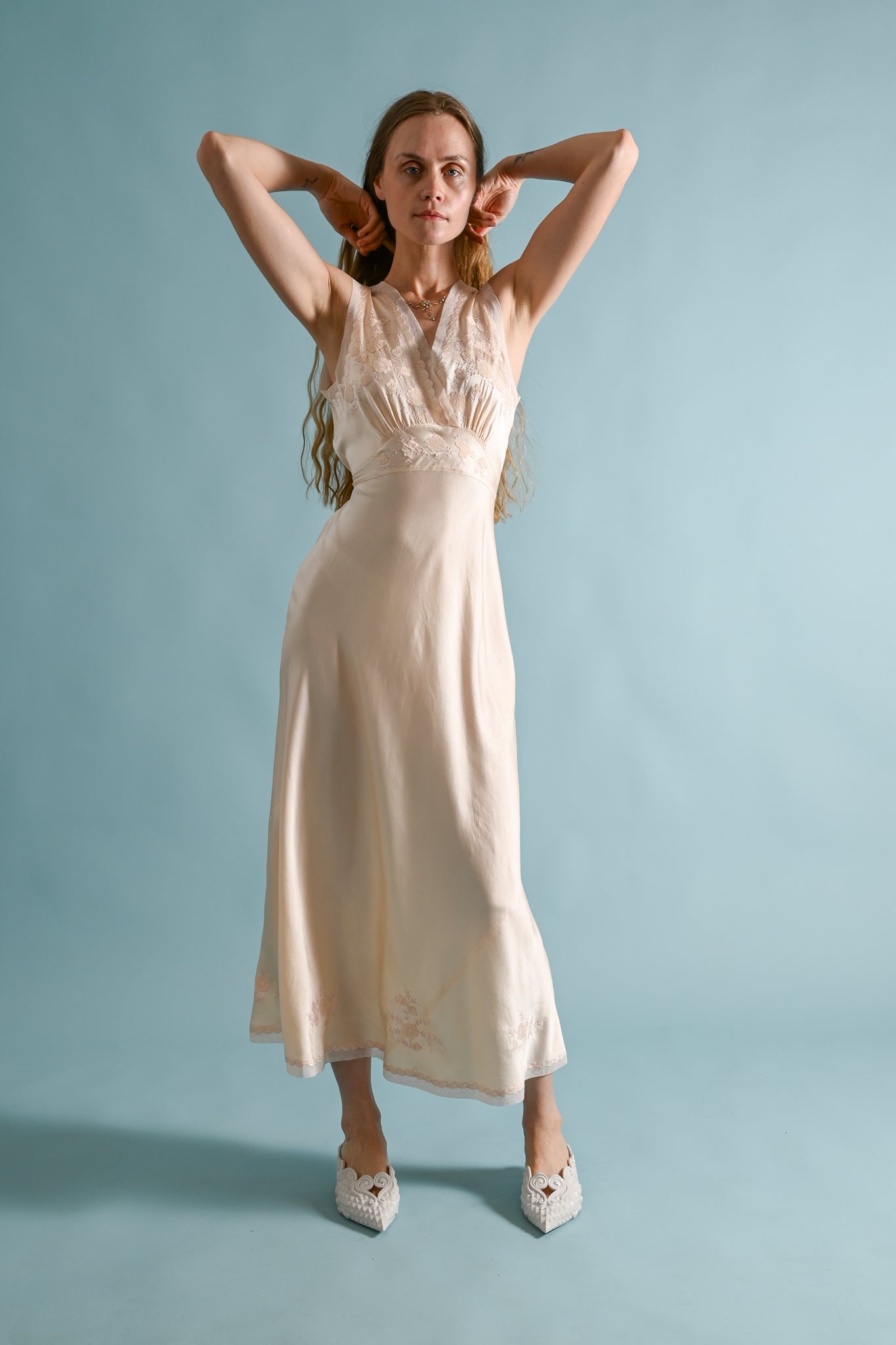 1930s Petal Pink Hand Embroidered Silk Gown [xs/sm/med) – Demetra Vintage