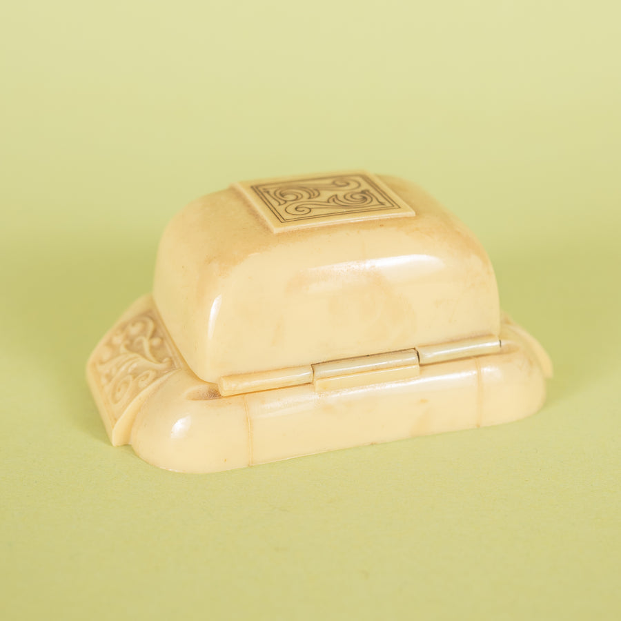 Deco Ivory Accented Double Ring Box