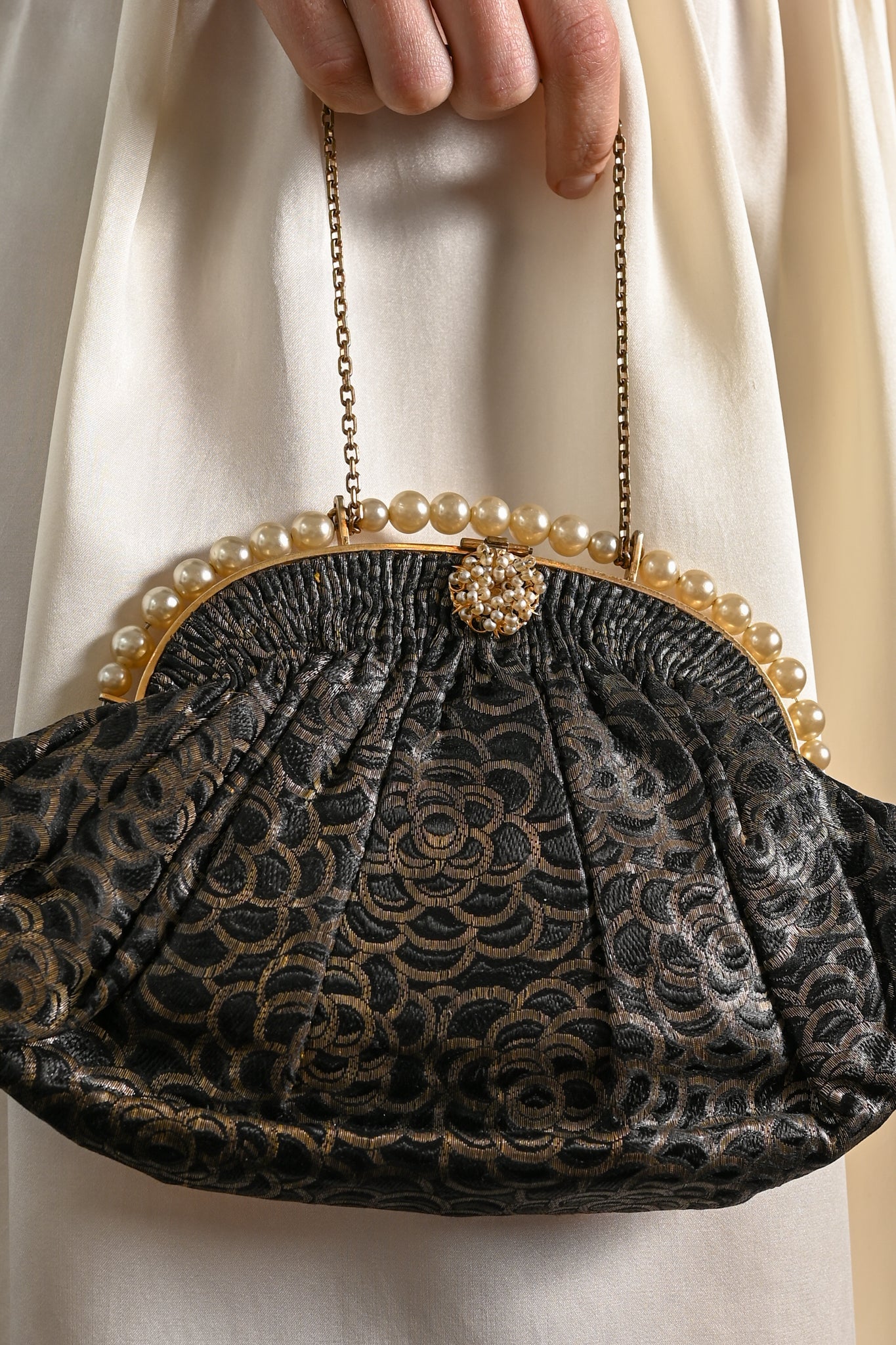 1930s Silk Lamé + Pearl Purse