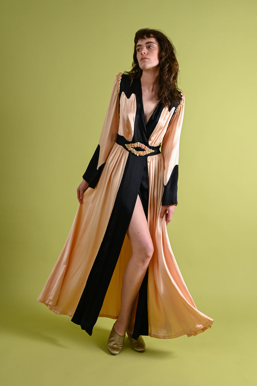 1930s Pink + Black Dressing Gown with Silk Ribbonwork Florals [xs/sm]