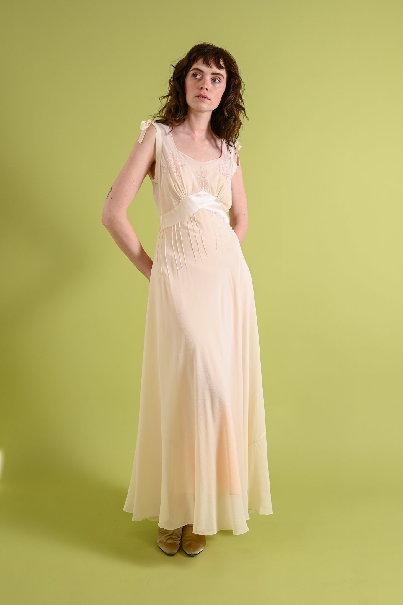 1930s Silk Chiffon Gown with Bow Embroidery [xs/sm]