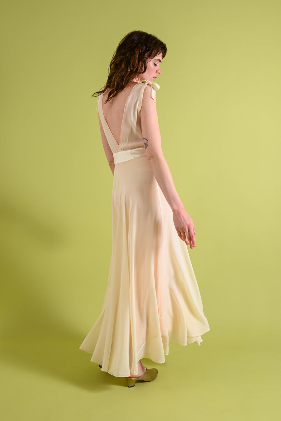 1930s Silk Chiffon Gown with Bow Embroidery [xs/sm]