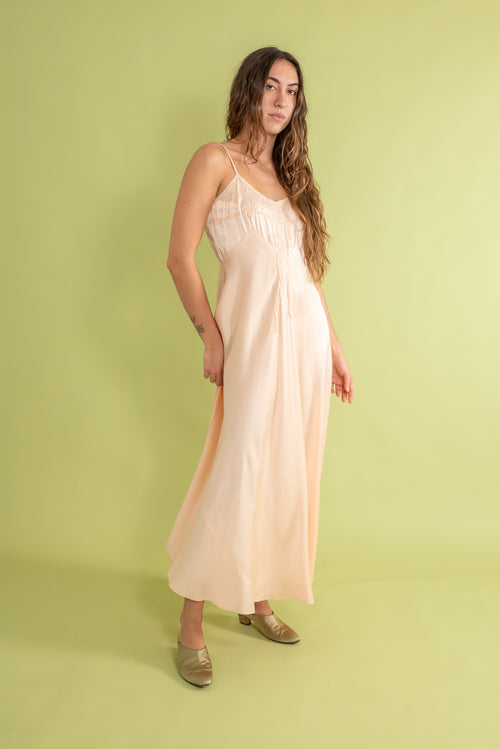 1930s Soft Peach Bow Appliqué Silk Slip [sm/med]