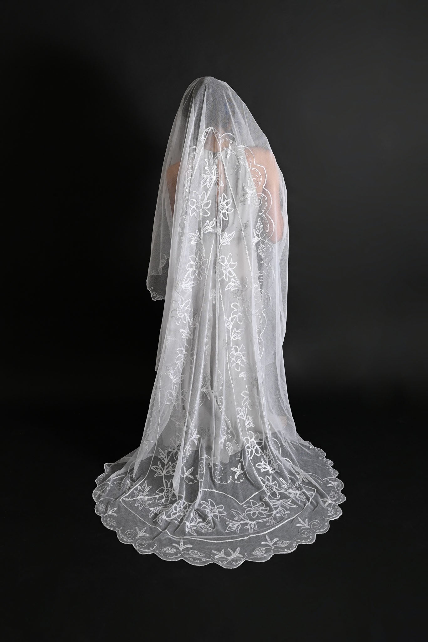 1920s Art Deco Soutache + Tambour Embroidered Oval Veil