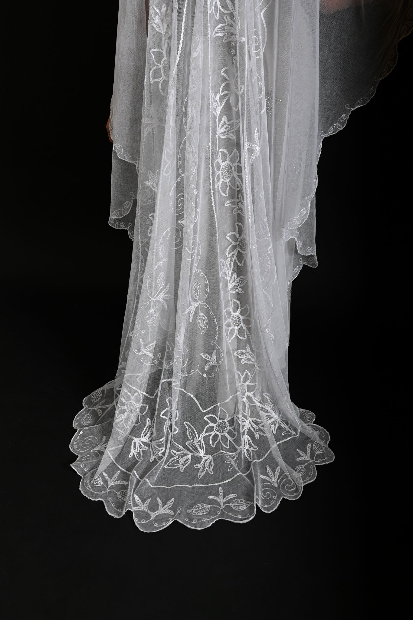 1920s Art Deco Soutache + Tambour Embroidered Oval Veil