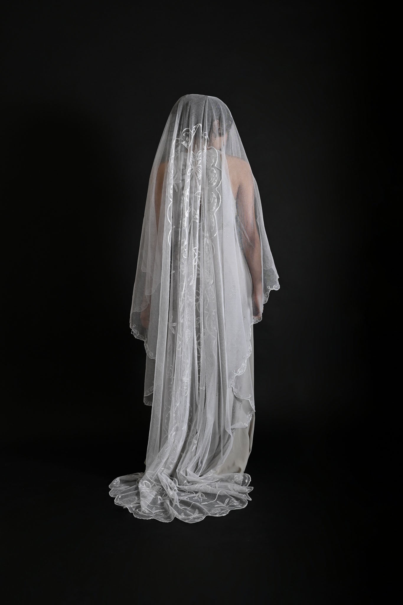 1920s Art Deco Soutache + Tambour Embroidered Oval Veil