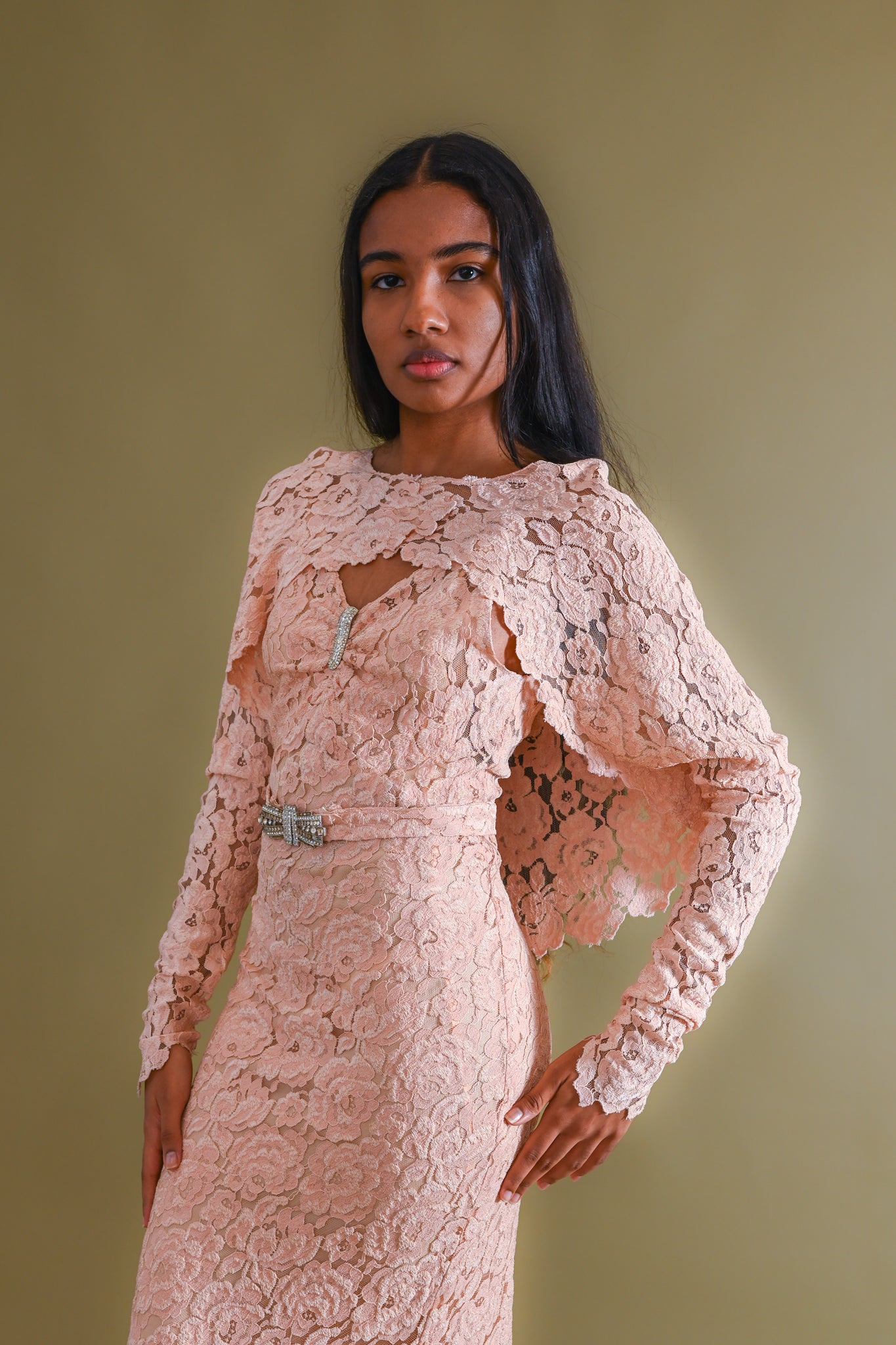 1930s Peach Lace Gown + Capelet Ensemble [xs/sm] – Demetra Vintage
