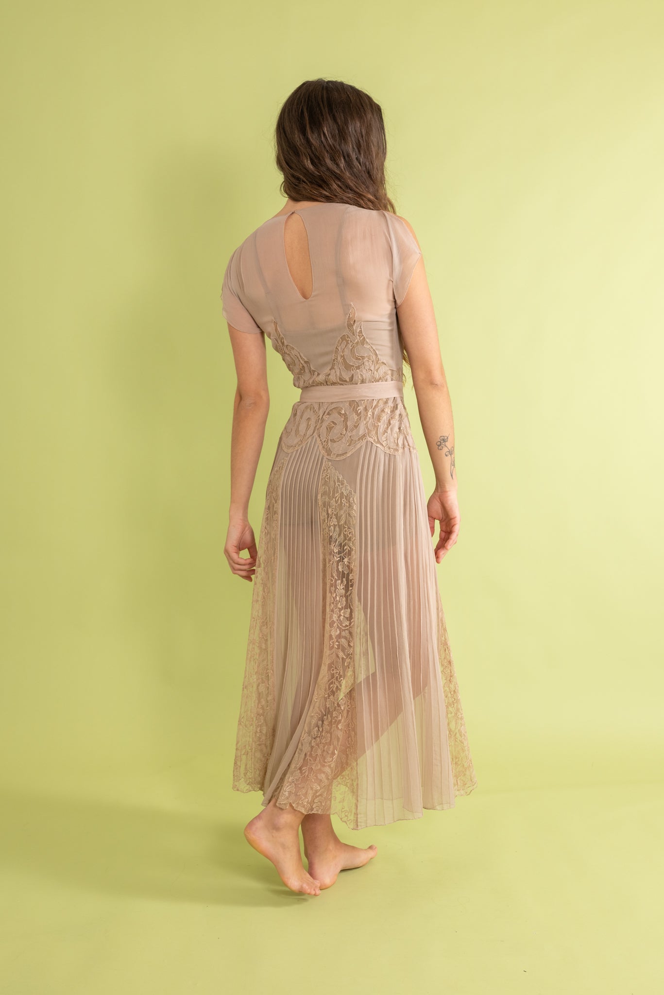 1930s Mauve Silk and Lace Deco Appliqué Gown [xs/sm/med]