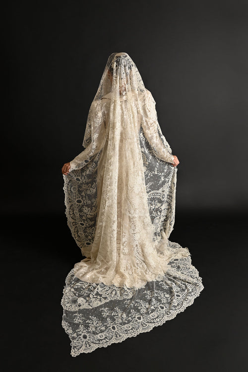 c1890s Handmade Brussels Mixed Lace Rectangular Bridal Veil
