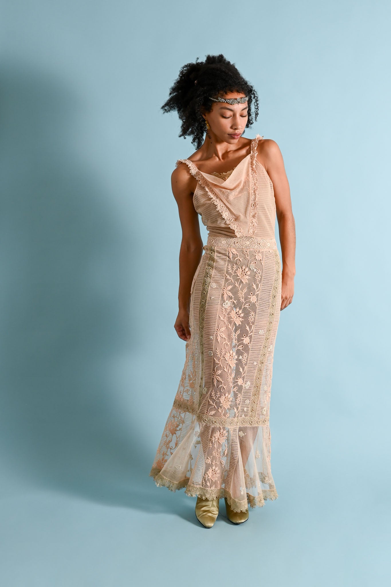 1930s Dusty Pink Mesh Irish Crochet Plunge Gown [xs/sm]