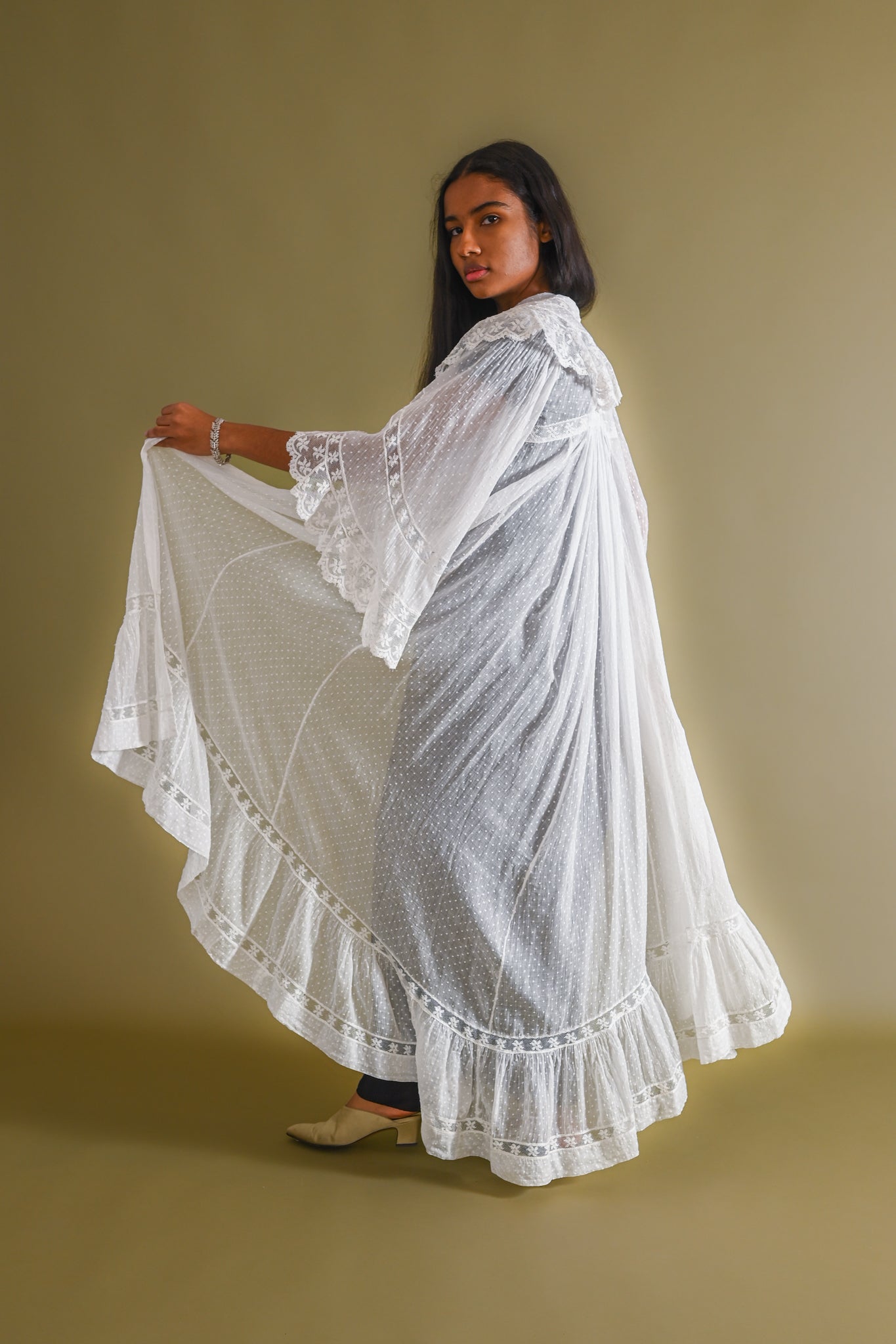 c1900 Swiss Dot Gauze Angel Sleeve Robe [xs/sm/med] – Demetra Vintage
