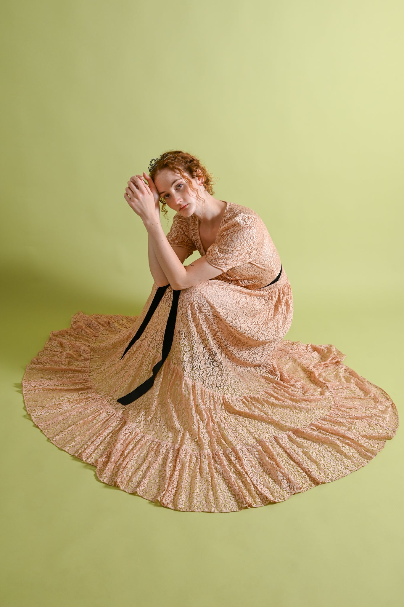 1930s Apricot Lace Dressing Gown by Saks[xs/sm]