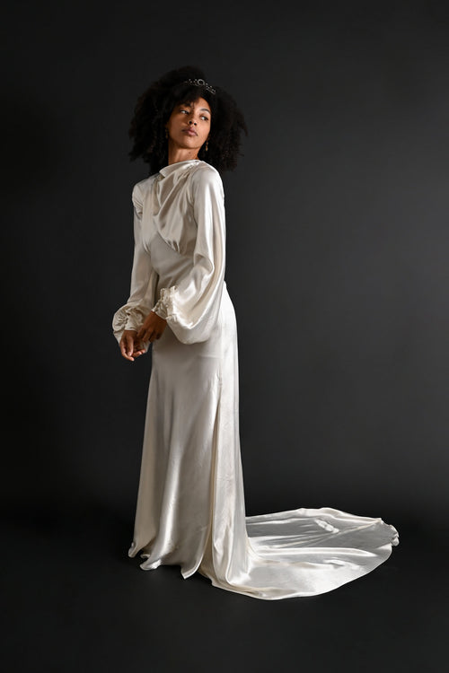 1930s Bishop Sleeve Candlelight Silk Gown [sm/med]