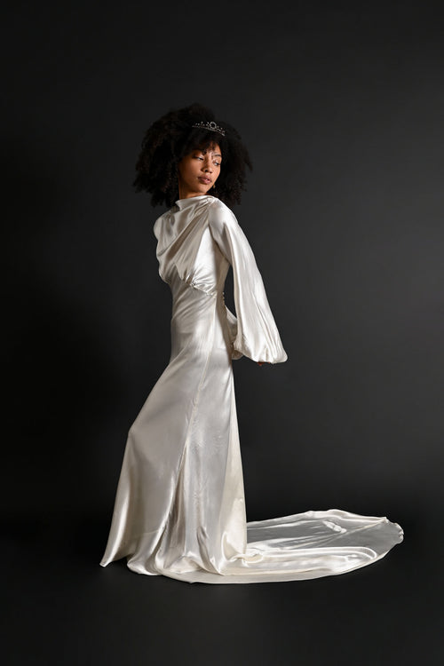1930s Bishop Sleeve Candlelight Silk Gown [sm/med]
