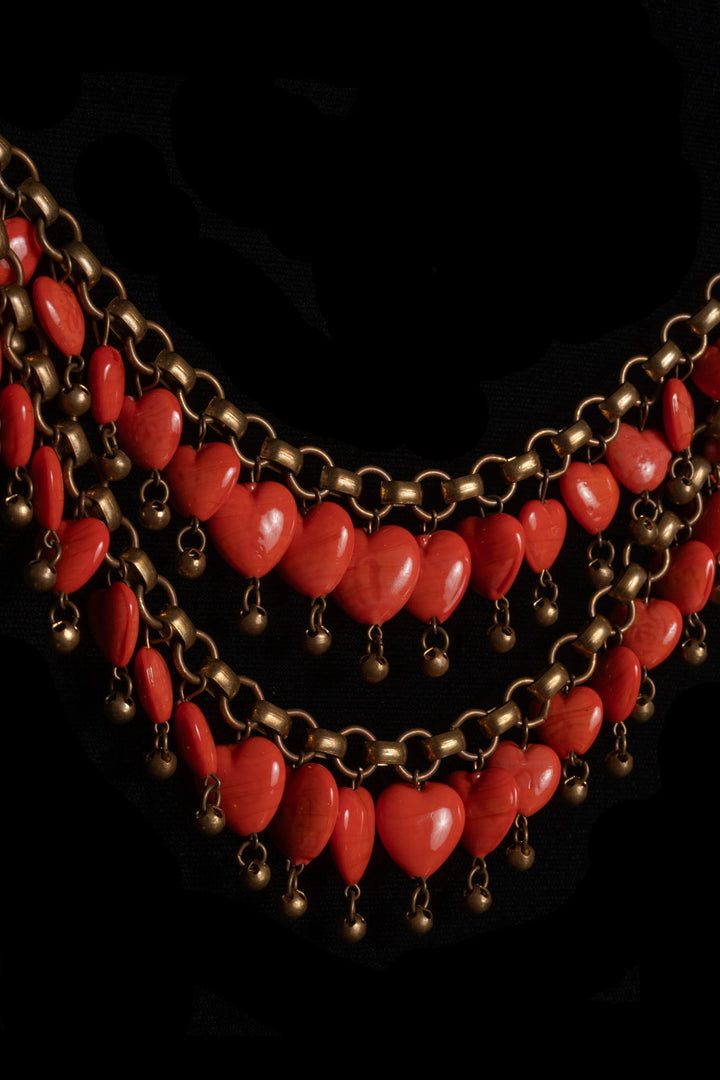 1940s Coral Glass Sweetheart Necklace