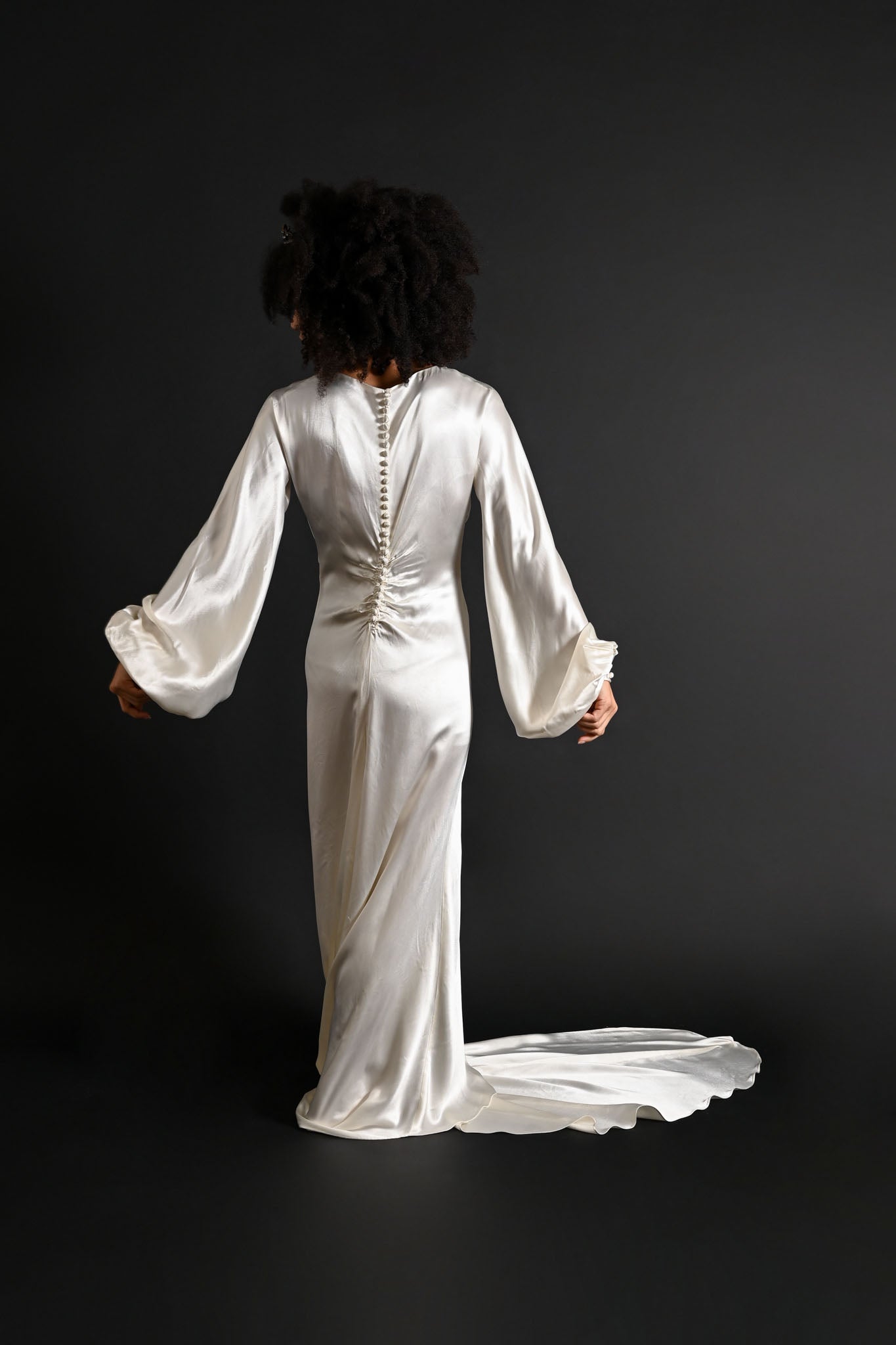 1930s Bishop Sleeve Candlelight Silk Gown [sm/med]