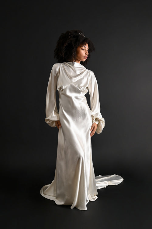 1930s Bishop Sleeve Candlelight Silk Gown [sm/med]