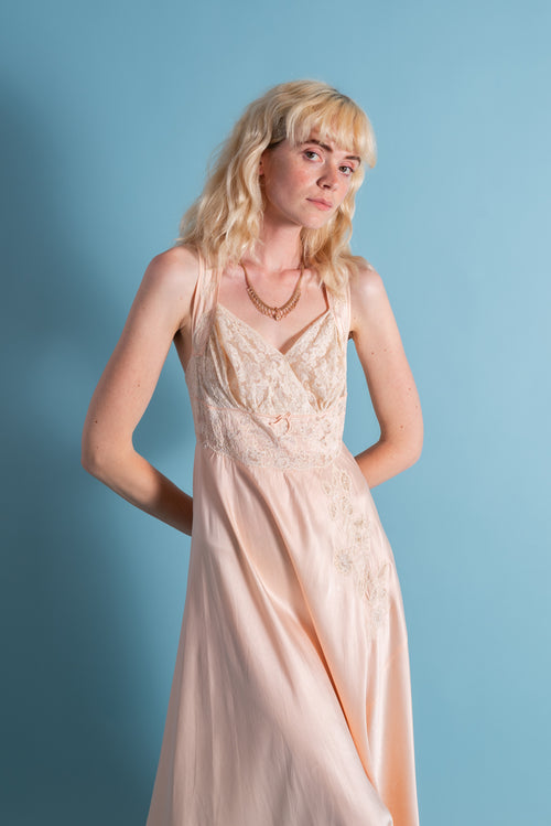 1930s Sweetheart French Silk and Lace Appliqué Slip [xs/sm]