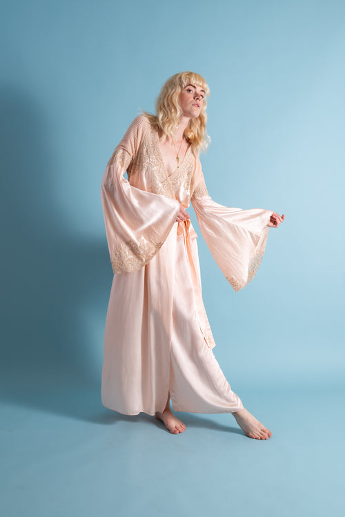 1930s Angel Sleeve Silk Lace Appliqué Robe [xs/sm/med]