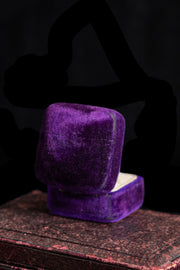 Antique Purple Silk Velvet Ring Box