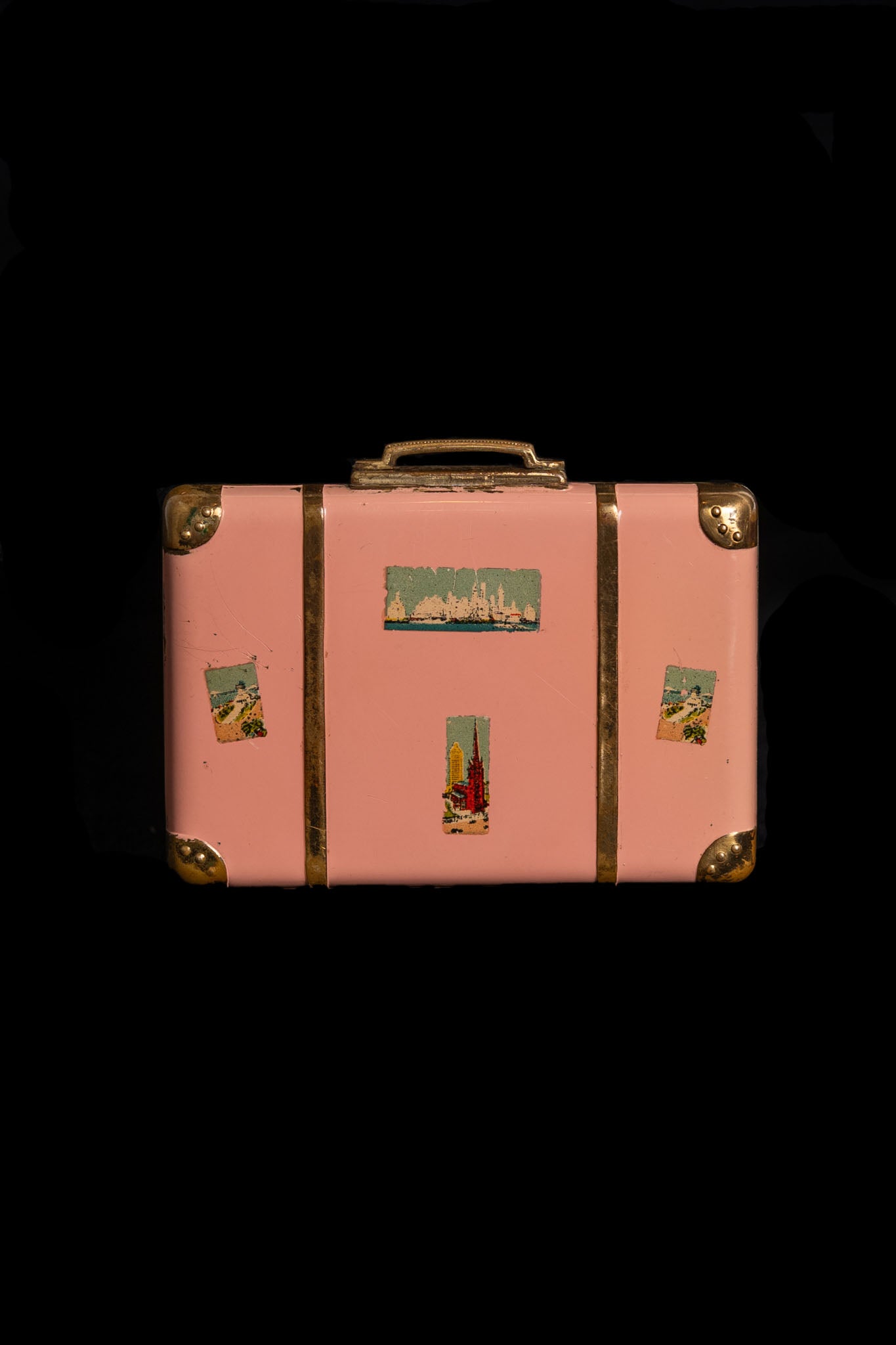 1940s New York Suitcase Souvenir Compact