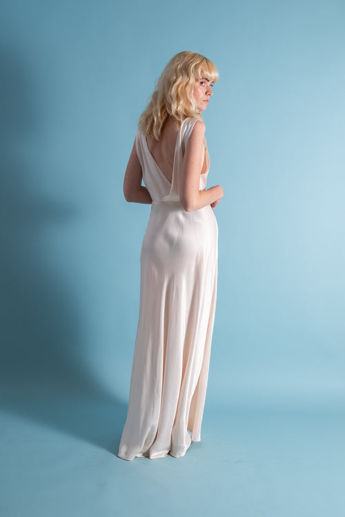 1930s Ivory Silk and Lace Gown [sm/med/lrg]