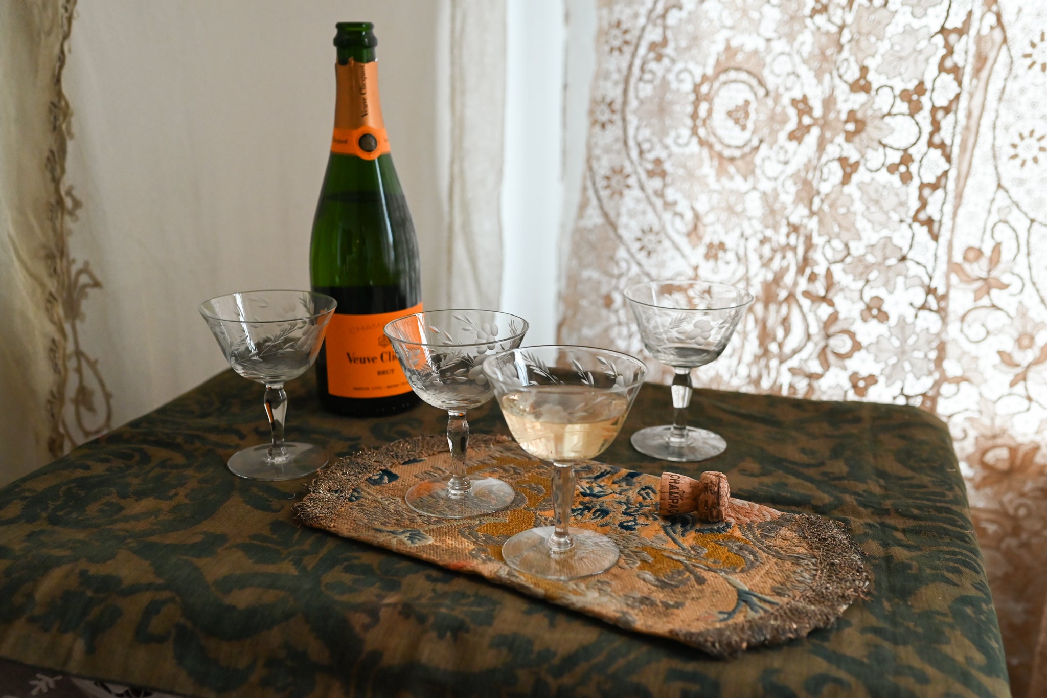 1930s Handblown Art Deco Champagne Coupes 4 Piece Set