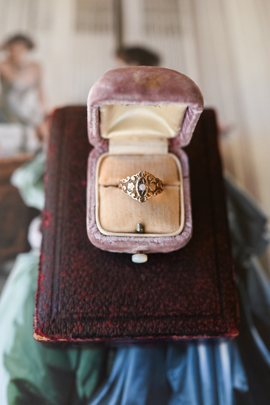 Art Nouveau 10k Opal Ring