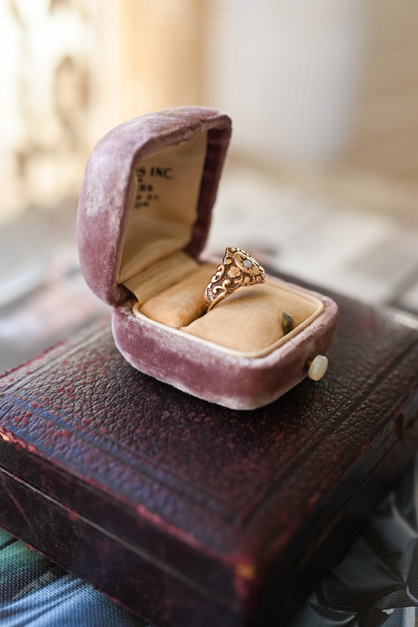 Art Nouveau 10k Opal Ring