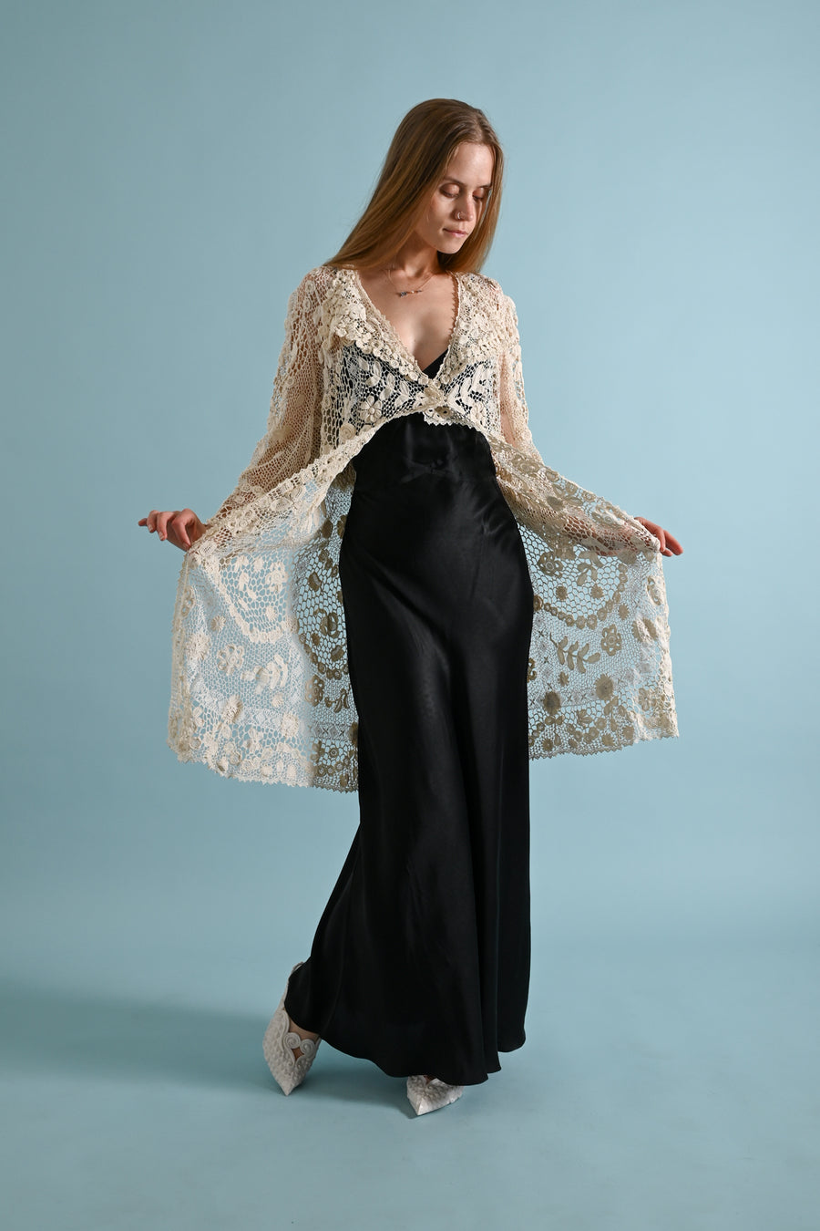1900s Irish Crochet Cutout Duster Jacket [sm/med/lrg]