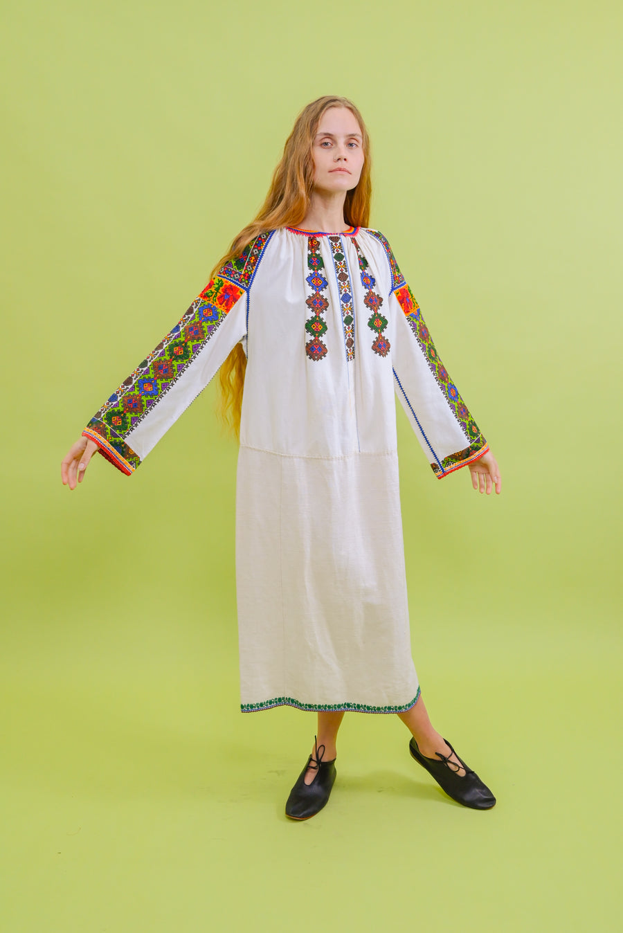 1920s Romanian Hand Embroidered Dress [sm/med/lrg]