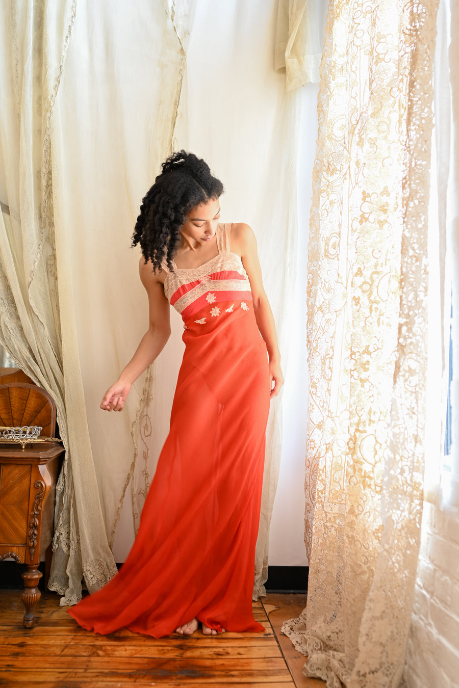 1930s Crimson Crinkle Silk Chiffon Appliqué Gown