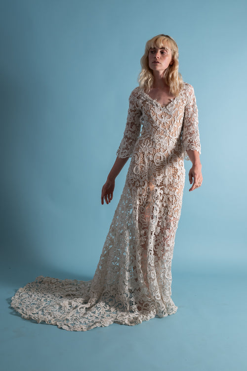 Antique Battenberg Lace Trained Bridal Gown [xs/sm]