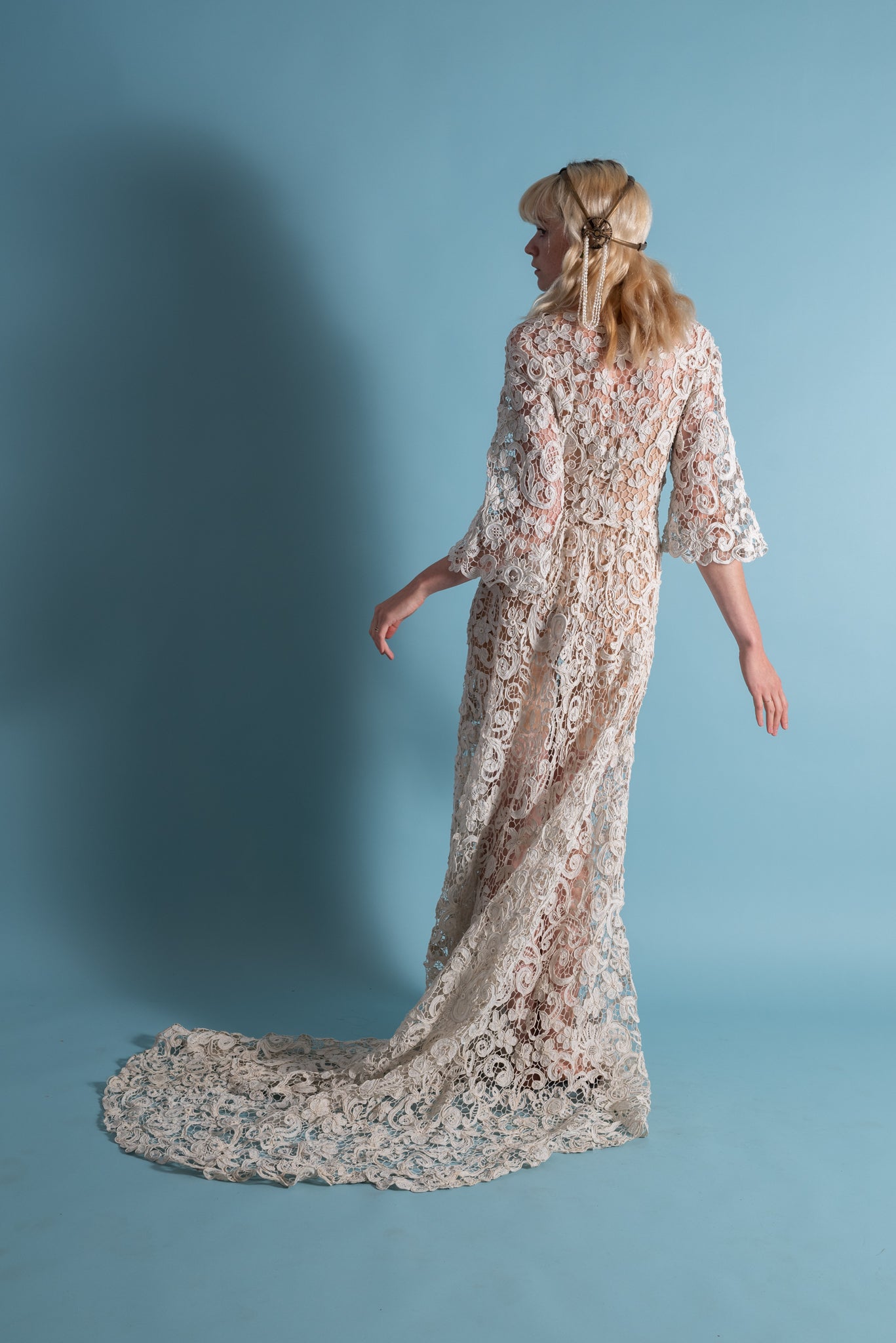 Antique Battenberg Lace Trained Bridal Gown [xs/sm]