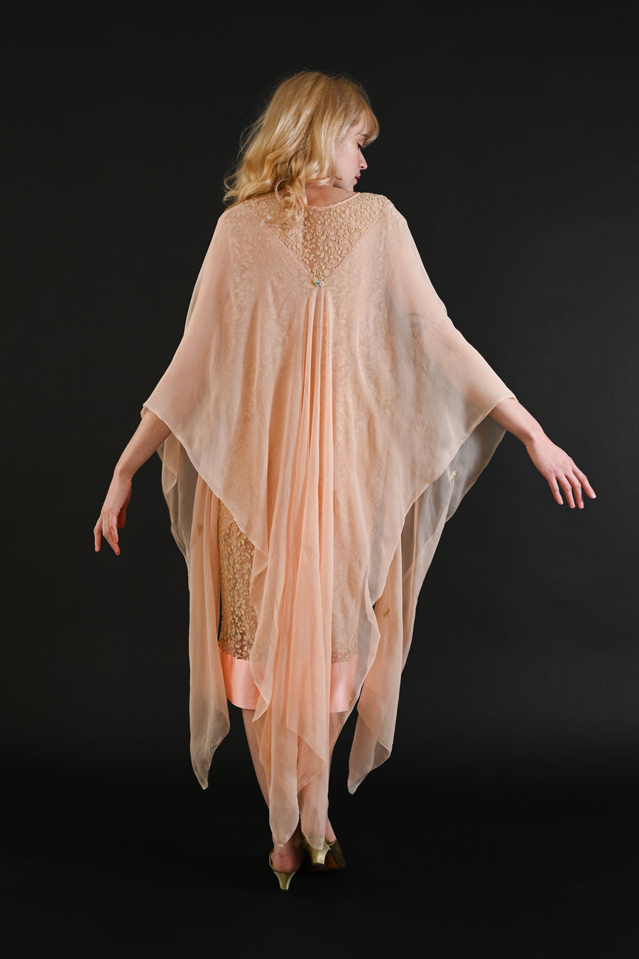 1920s Silk + Lace Caped Angel Sleeve Robe [sm/med/lrg]