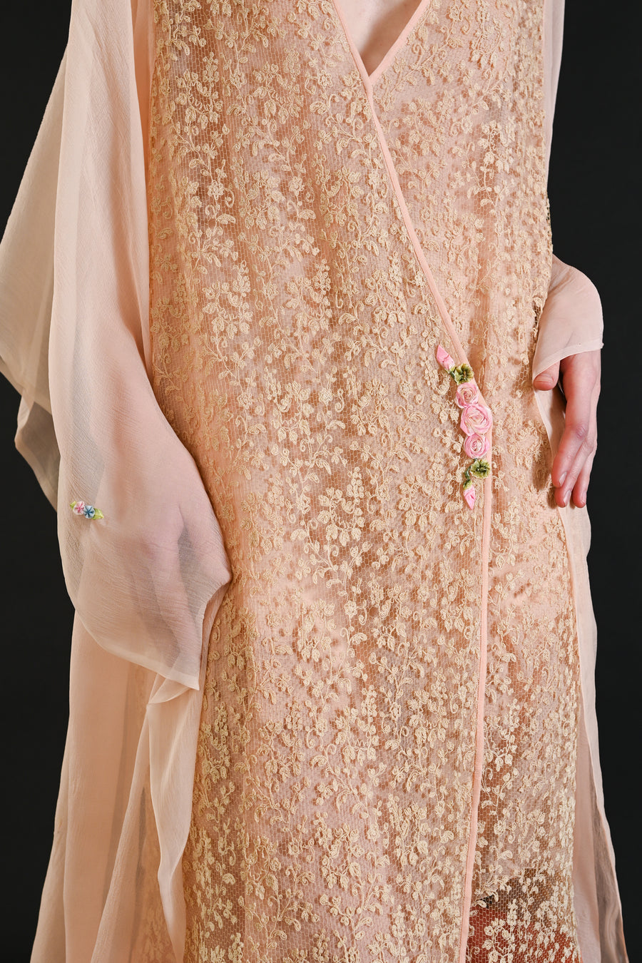 1920s Silk + Lace Caped Angel Sleeve Robe [sm/med/lrg]