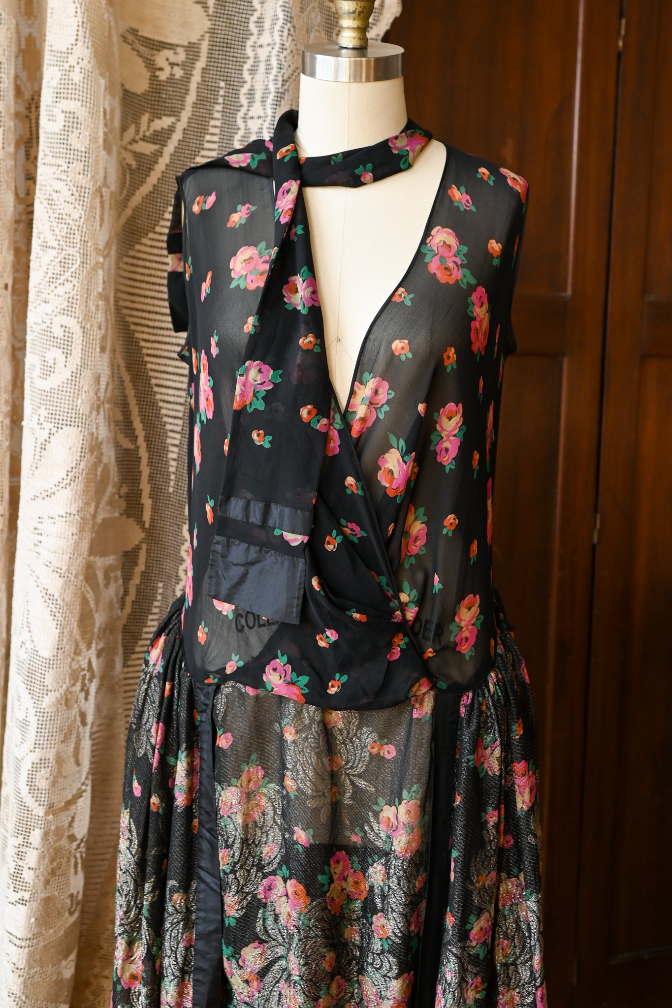 1920s Silk Lamé Robe de Style Gown