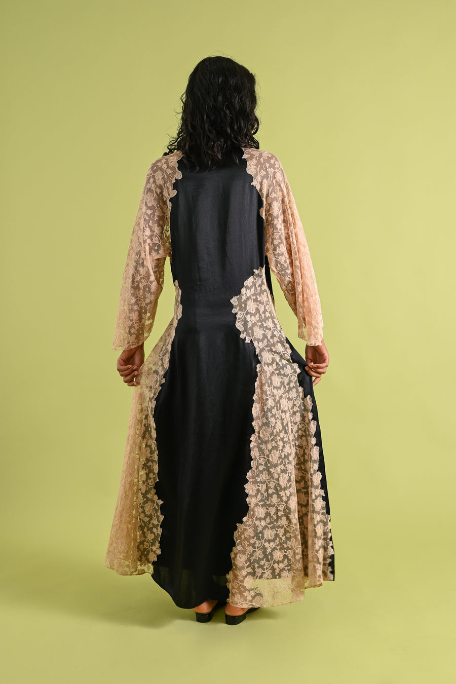 1930s Black Silk + Lace Angel Sleeve Robe [xs/sm/med]