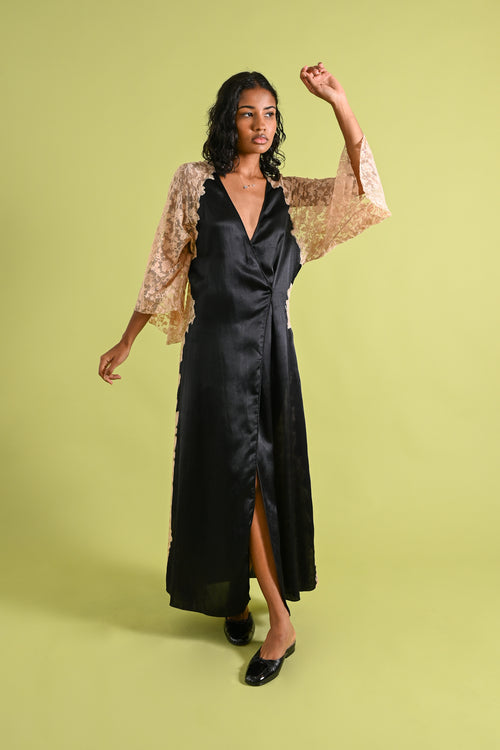 1930s Black Silk + Lace Angel Sleeve Robe [xs/sm/med]