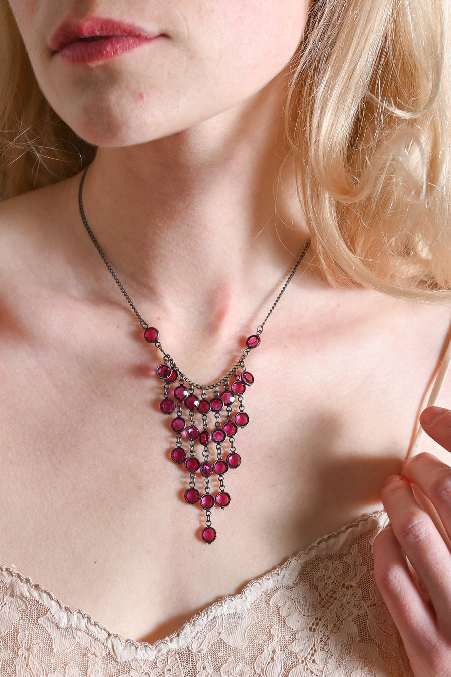 1930s Magenta Paste Fringe Necklace