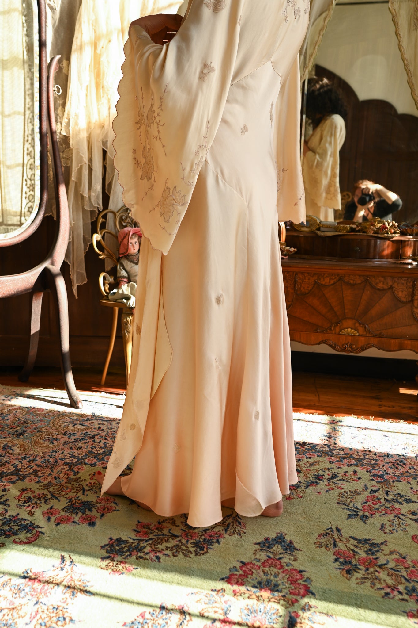 Demetra's Ombré Silk Angel Sleeve Appliqué Wrap [xs/sm/med]