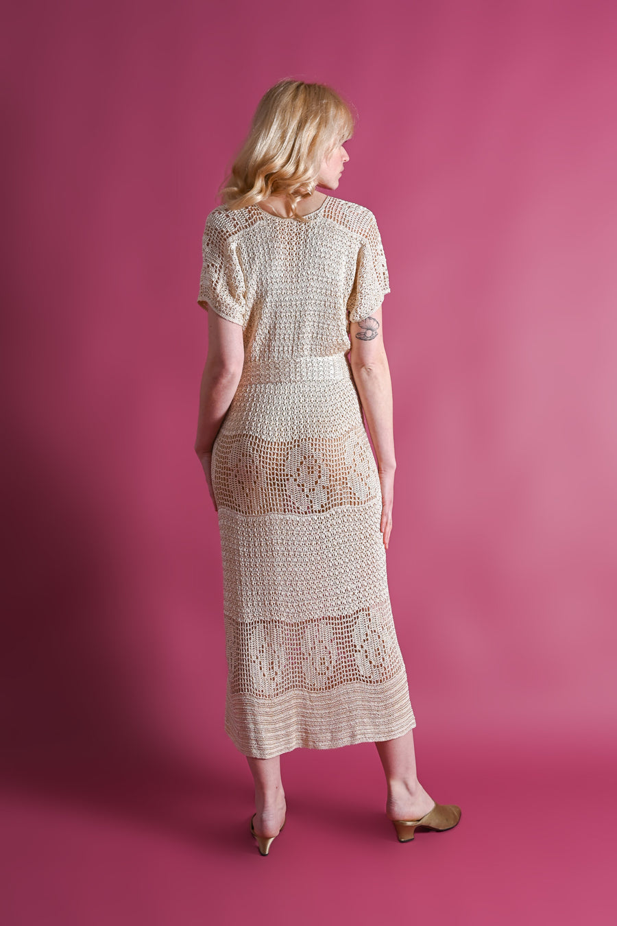 1920s Rayon Crochet Dress and Tassel Belt [sm/med/lrg]