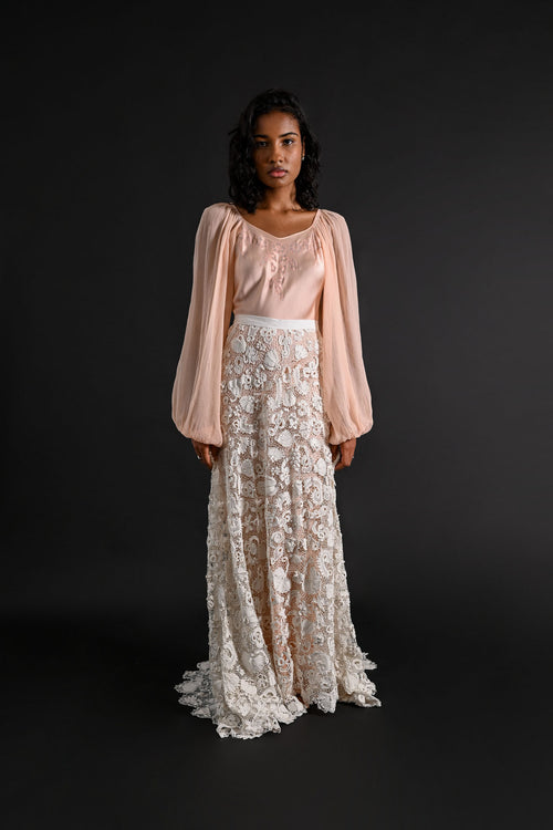 1900s Masterwork Irish Crochet Trained Bridal Skirt [xs/sm/med]