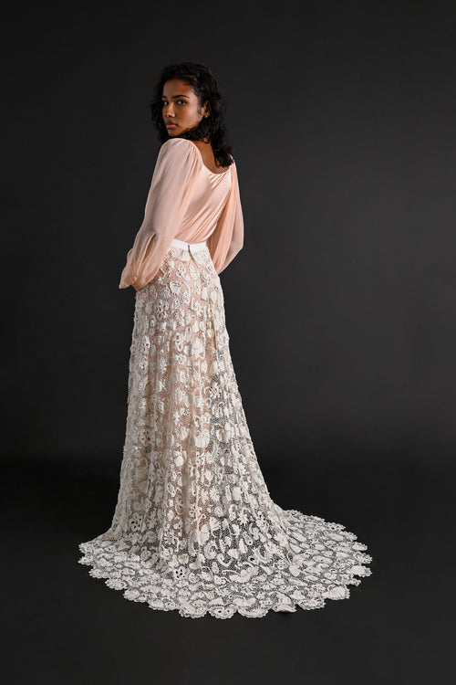 1900s Masterwork Irish Crochet Trained Bridal Skirt [xs/sm/med]