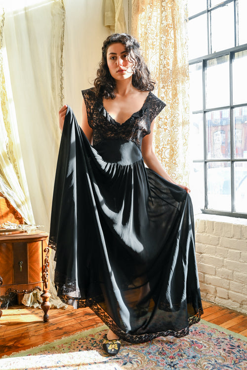 1940s Fischer's Black Silk Plunge Gown [med/lrg]