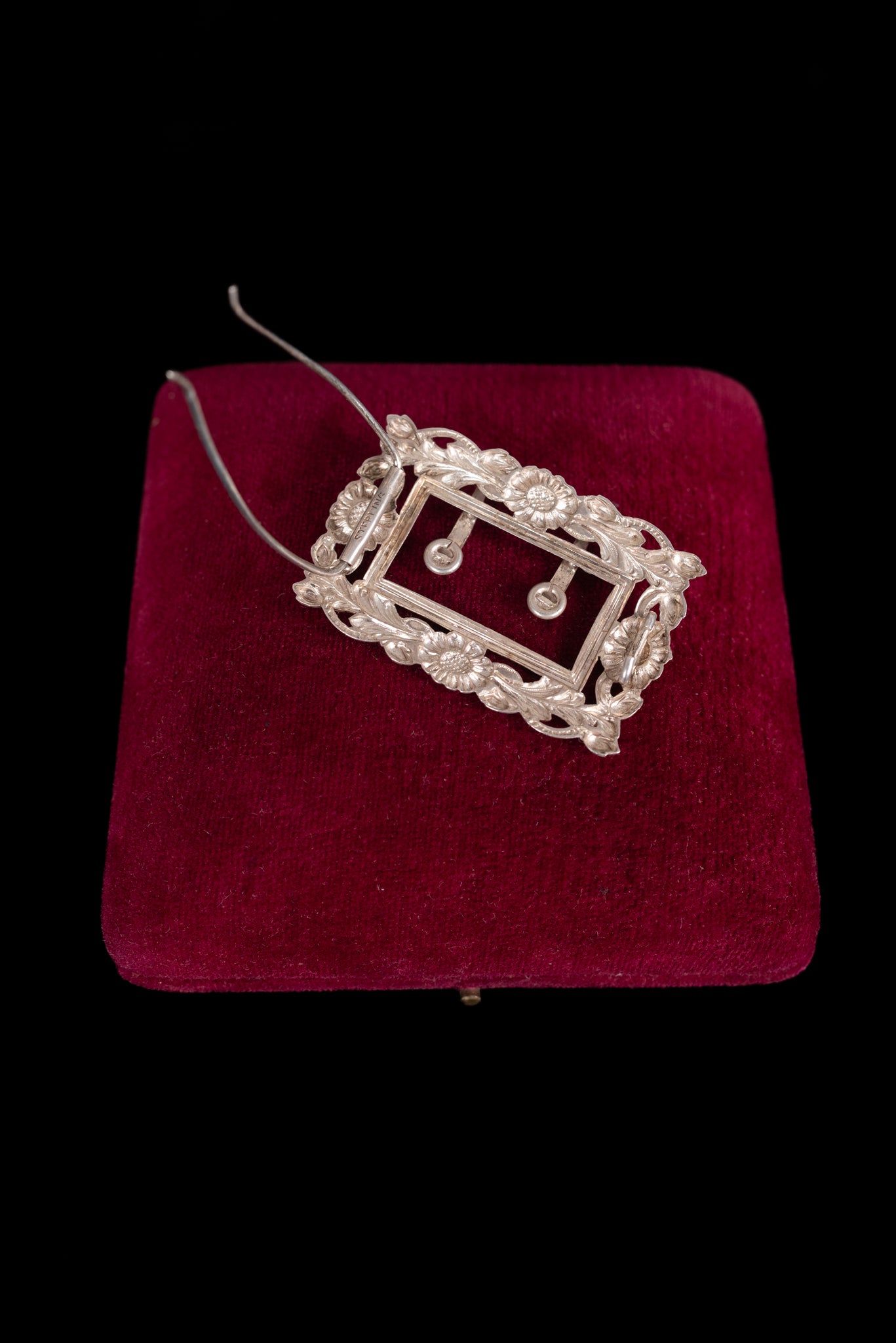 1900s Sterling Trompe L'oeil Buckle Barrette