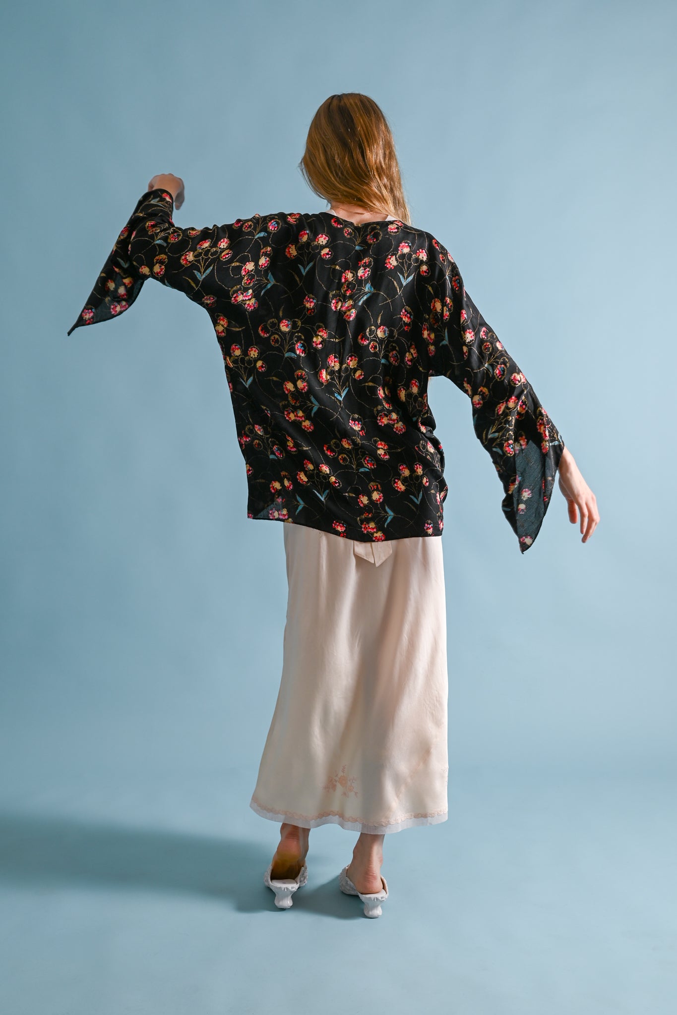 1920s Silk Lamé Angel Sleeve Jacket [xs/sm/med]