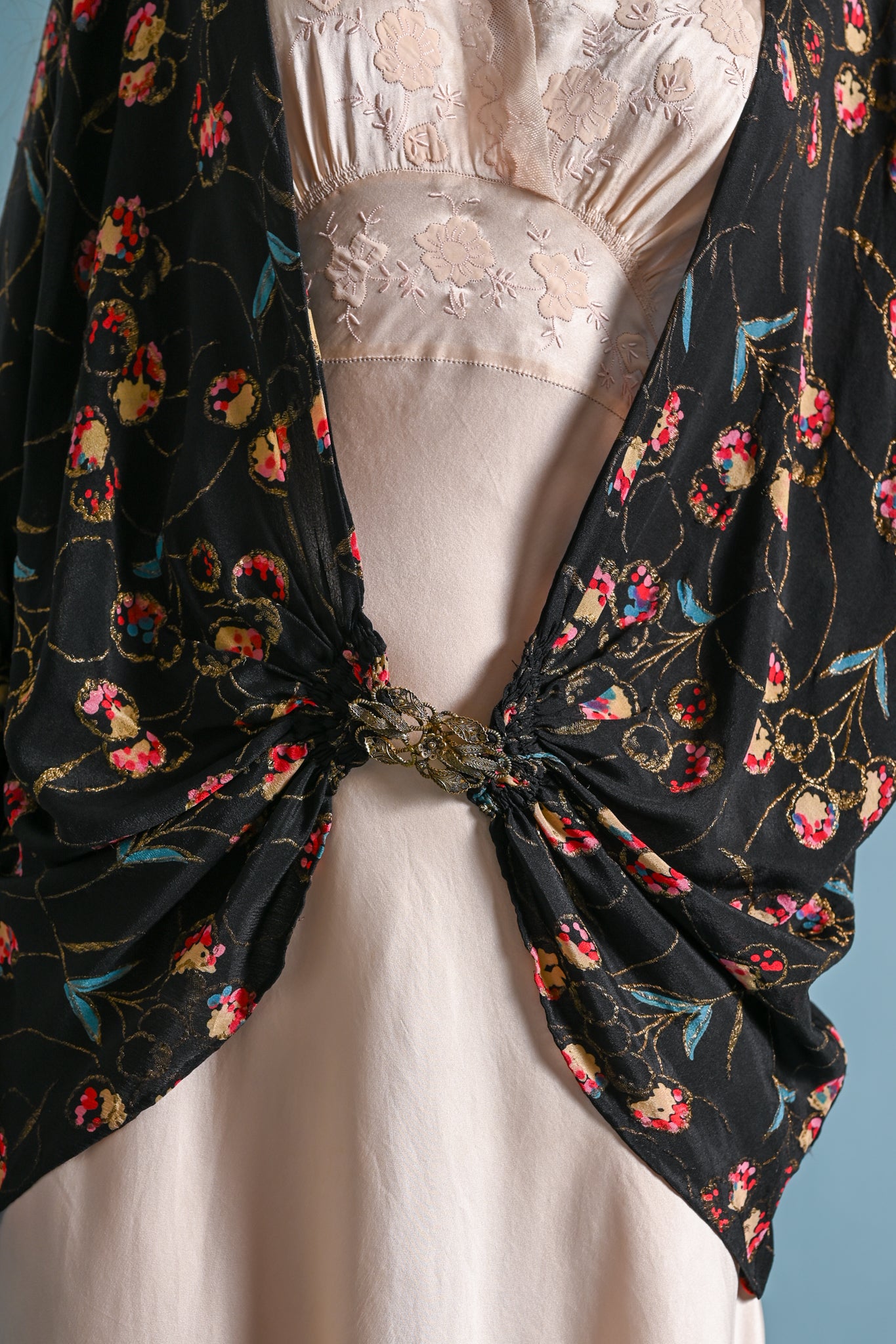 1920s Silk Lamé Angel Sleeve Jacket [xs/sm/med]