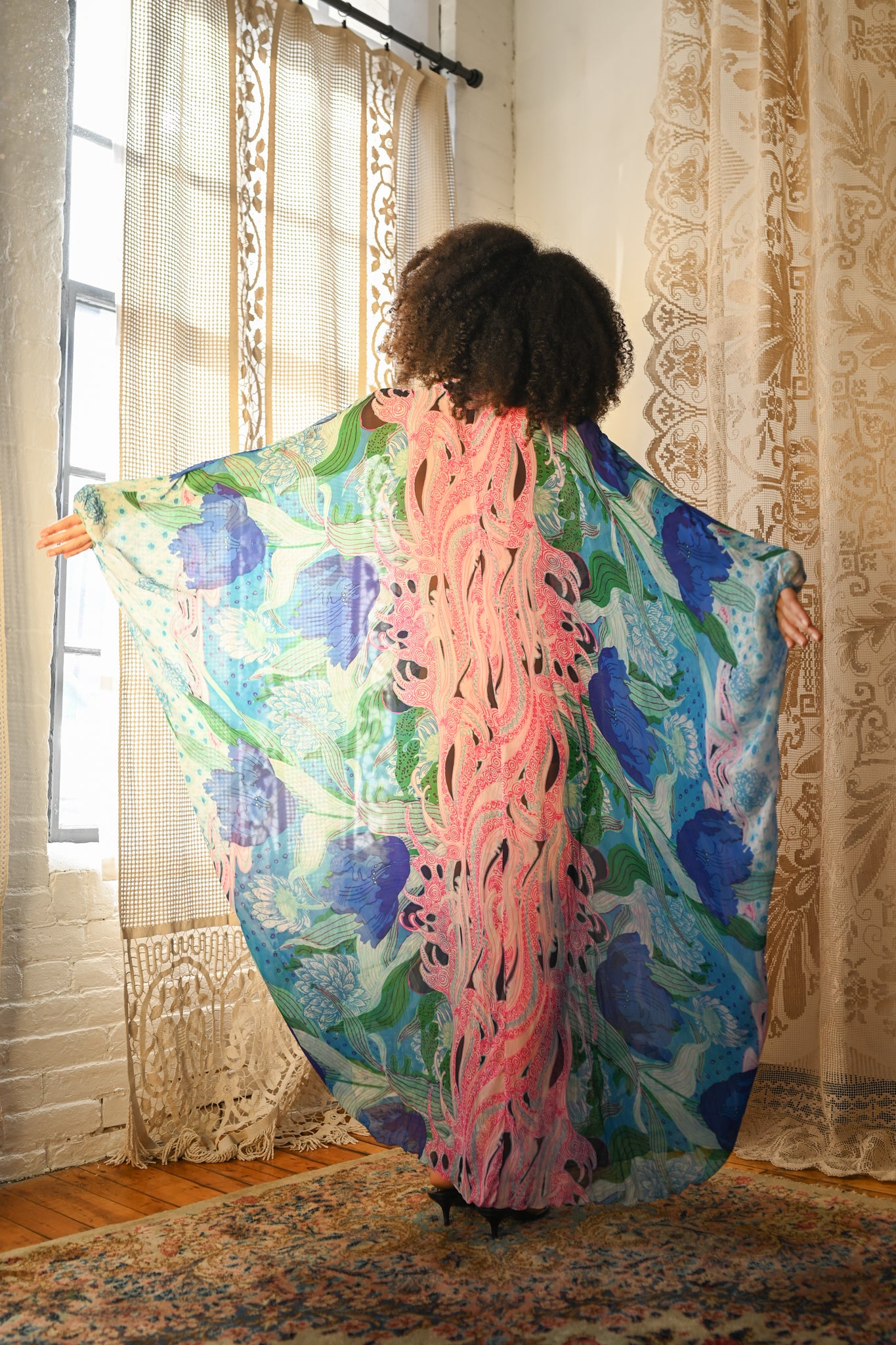 1970s Hypnotic Floral Silk Caftan [OS]